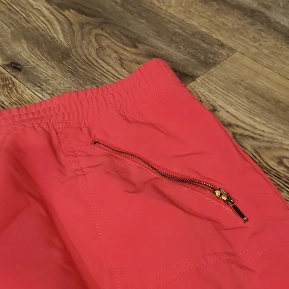 Zenergy Chicos Womans Fuchsia Pink Elastic Waist Zipper Lightweight Skirt Sz 3 - Picture 2 of 8